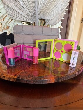 Too Faced Palette,Blush/Highlight, 3 Lip Set & Makeup bag